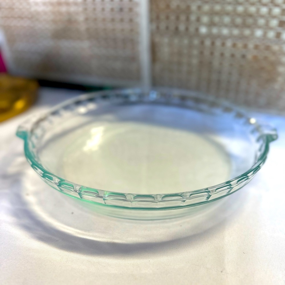 Pyrex Glass Pie Dish